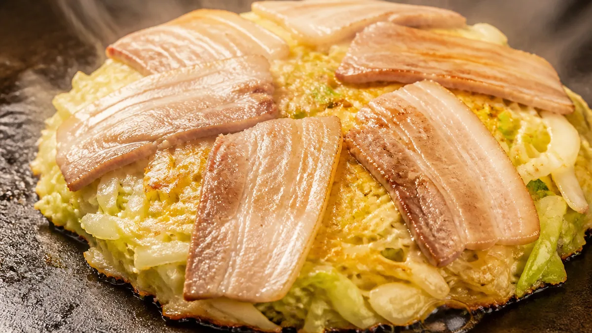 お好み焼きの肉に豚バラが選ばれる理由の解説画像