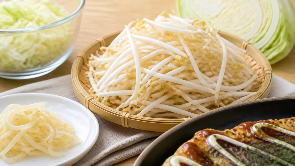 お好み焼きのもやしは水分95.4g｜キャベツと混ぜても水っぽくしない下ごしらえのアイキャッチ画像